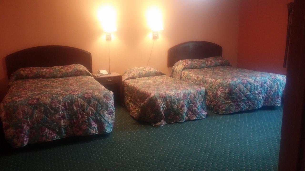 פרינסטון Budget Inn מראה חיצוני תמונה