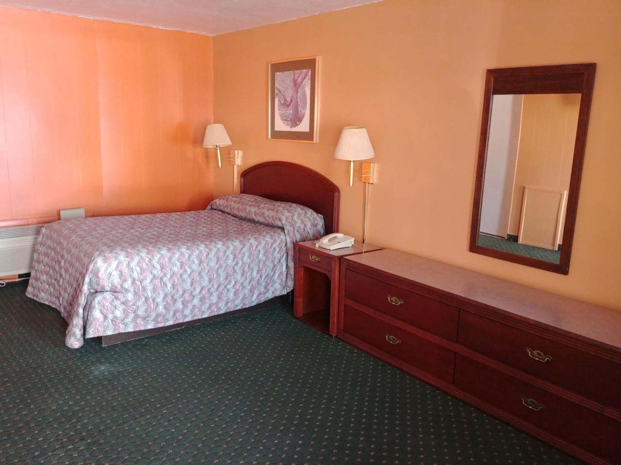 פרינסטון Budget Inn מראה חיצוני תמונה